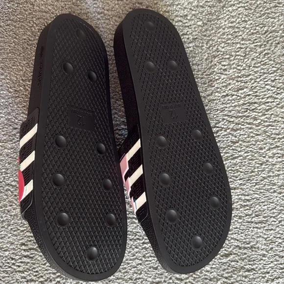Adidas Adilette Pride Colorful Slide Sandals. Multi-Color. Size 12 - Picture 5 of 11
